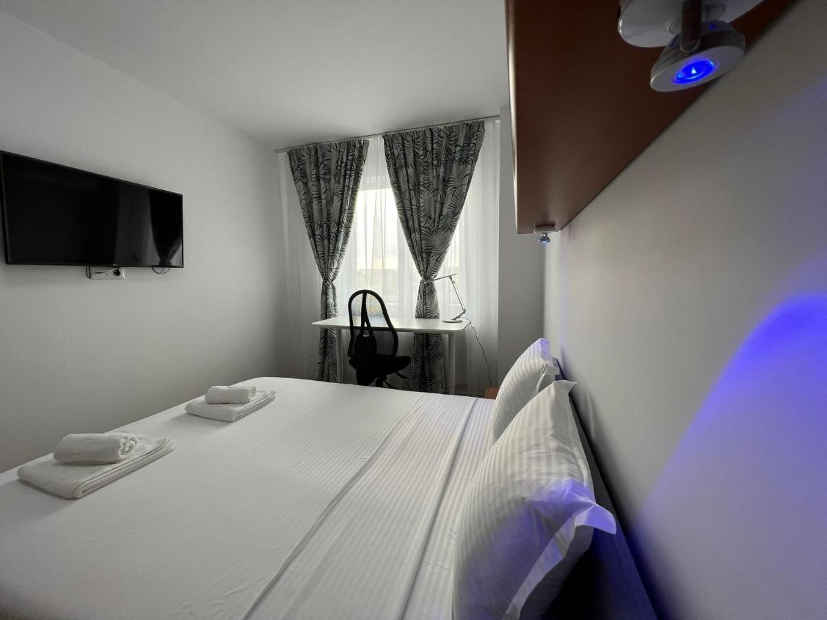 Perfect Host Palas 2 Rooms Jászvásár Kültér fotó