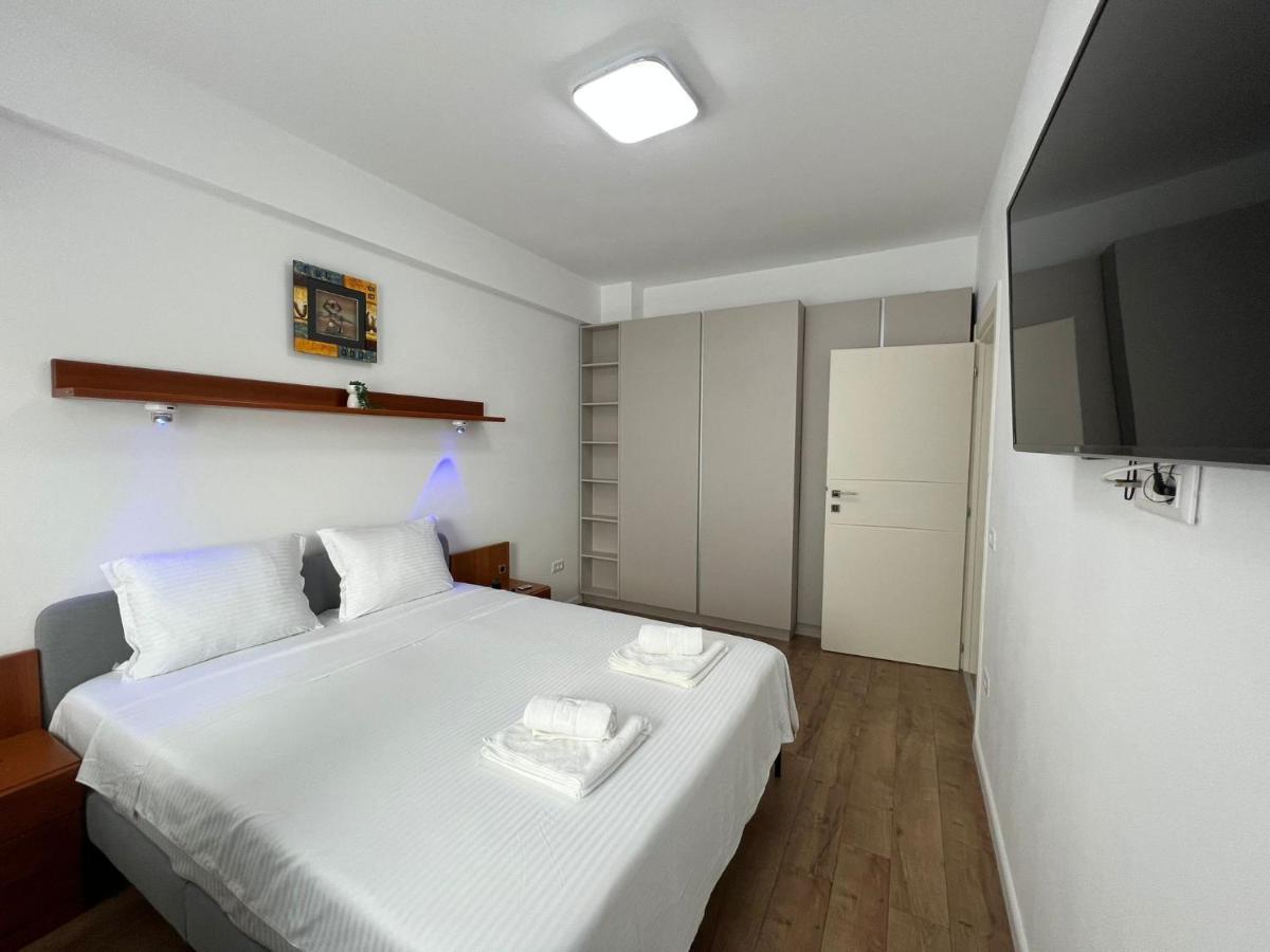 Perfect Host Palas 2 Rooms Jászvásár Kültér fotó